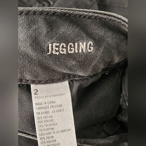 american eagle AE black/grey distressed jegging size 2 - Picture 5 of 7